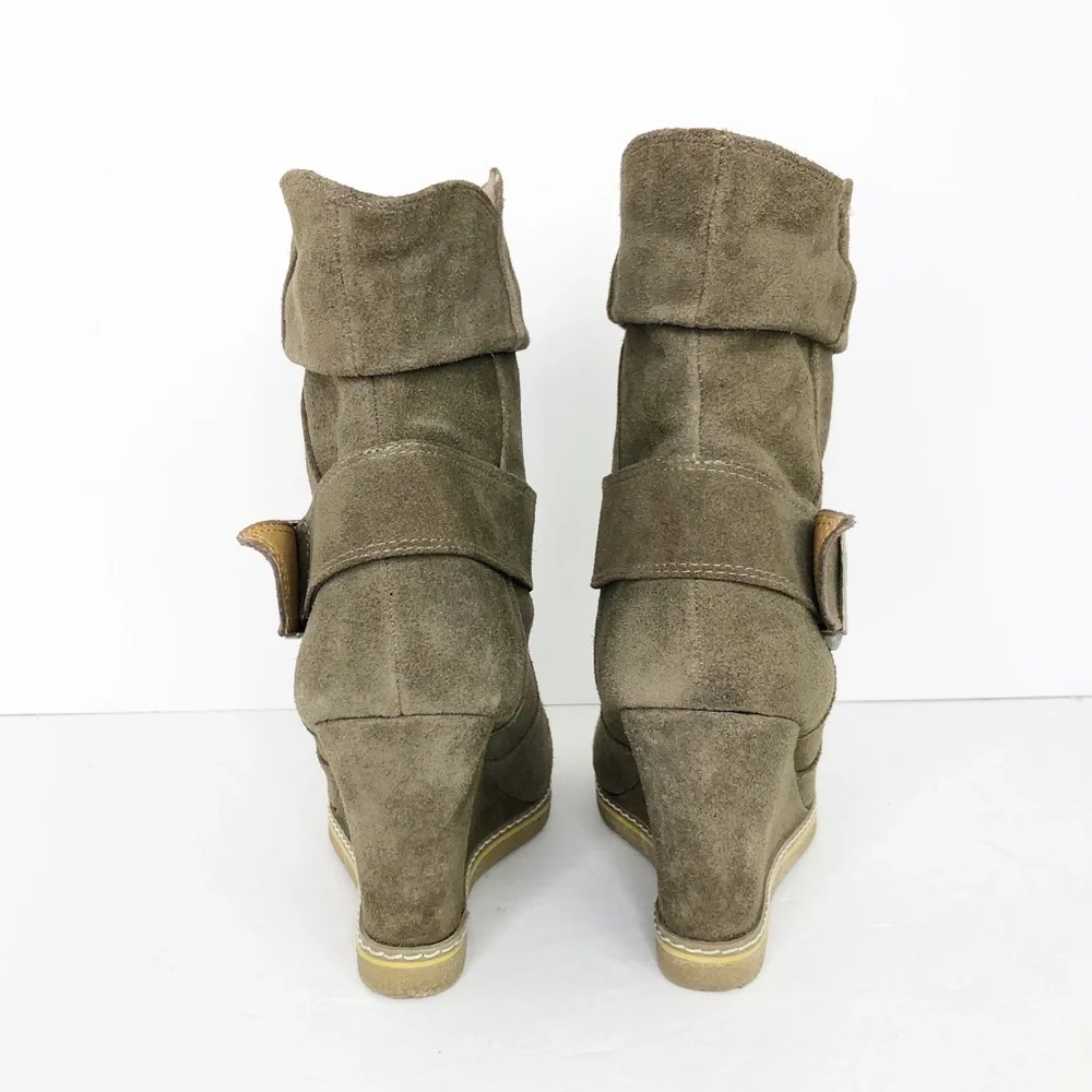 KELSI Dagger suede wedge ankle boots